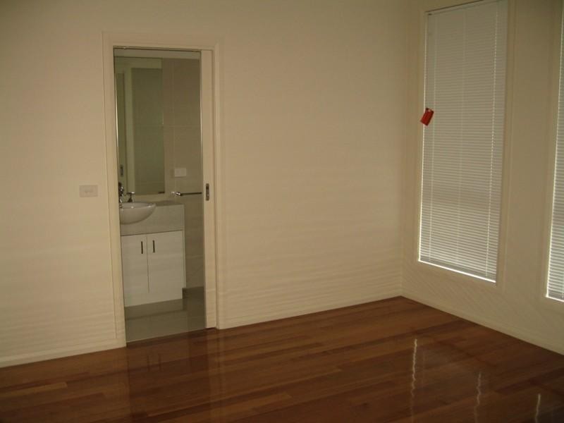 1/73 Harlington Street, Clayton VIC 3168