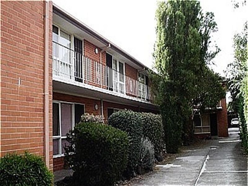 13/68 Woornack Road, Carnegie VIC 3163