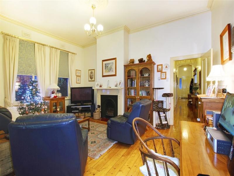 13 Paddington Road, Hughesdale VIC 3166