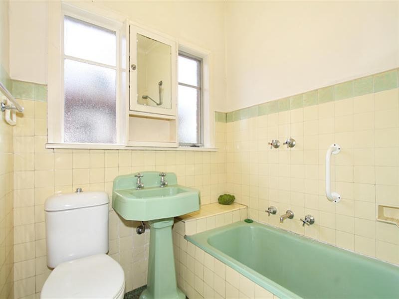 158 Warrigal Road, Oakleigh VIC 3166