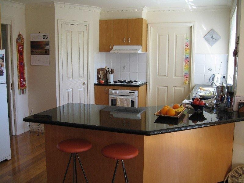 2/2 Adrienne Crescent, Mount Waverley VIC 3149