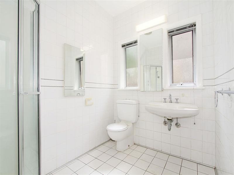 2017 Dandenong Road, Clayton VIC 3168