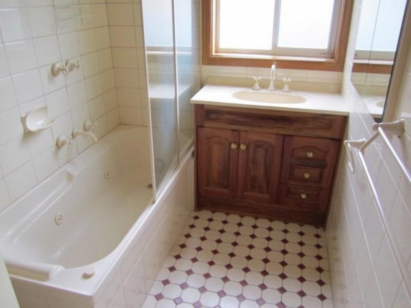 89 Victor Road, Bentleigh East VIC 3165