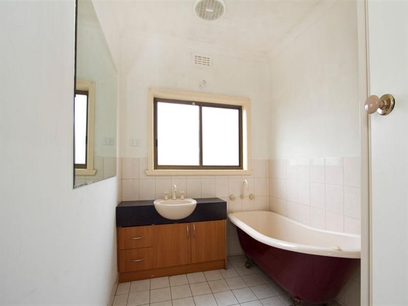 1/56 Panorama Street, Clayton VIC 3168