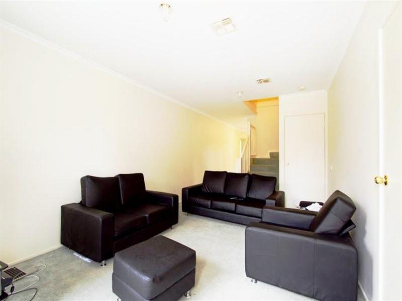 8 Kings Court, Oakleigh East VIC 3166