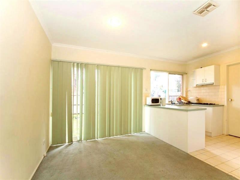 8 Kings Court, Oakleigh East VIC 3166