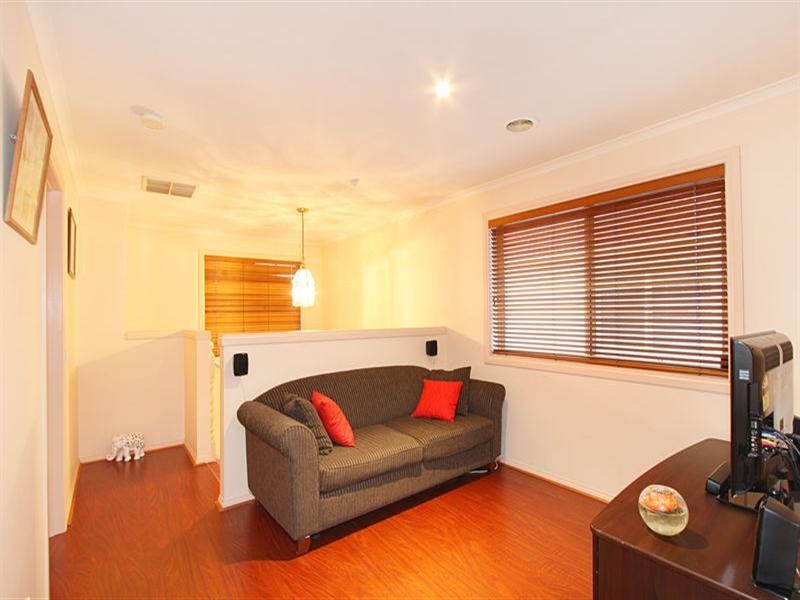 21 Argyle Close, Hughesdale VIC 3166