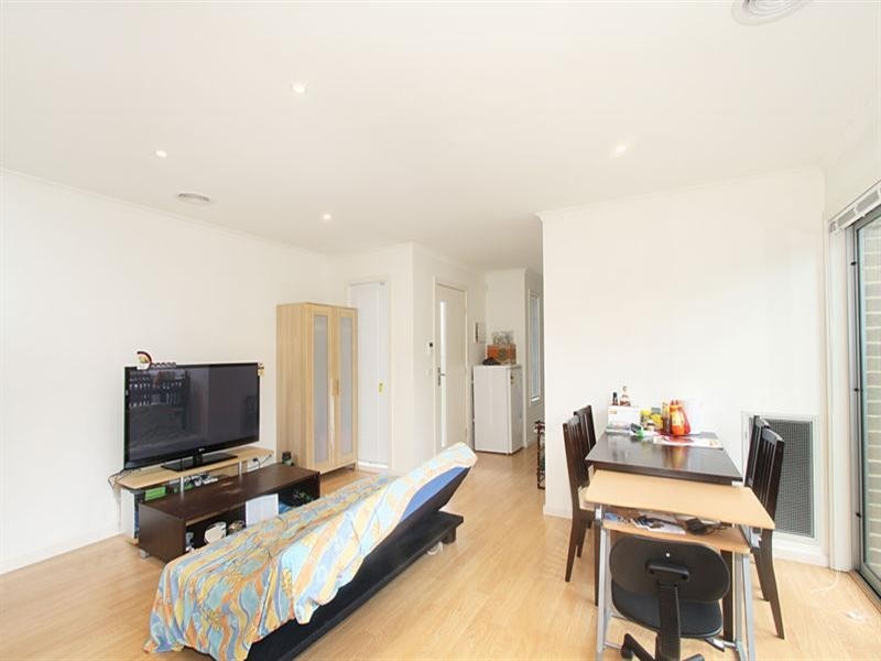 3/20 Bettina Street, Clayton VIC 3168