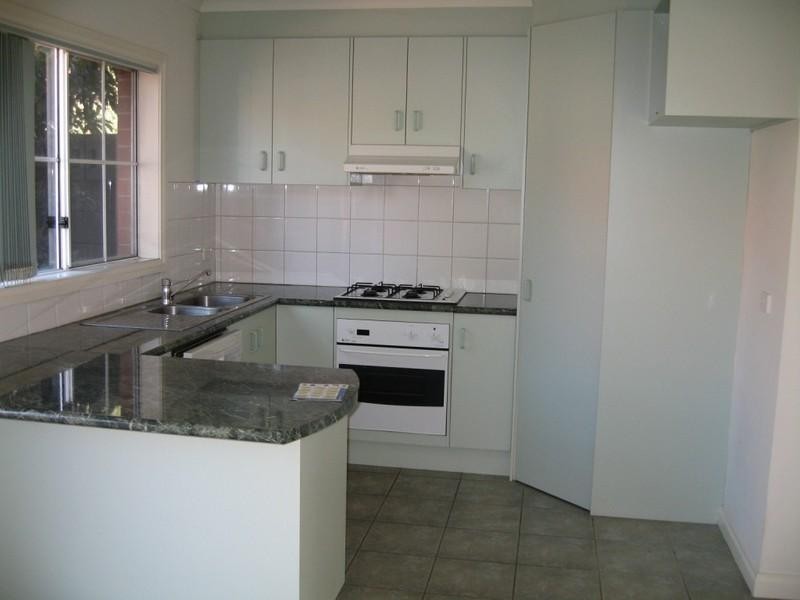 4/5 Rae Street, Chadstone VIC 3148