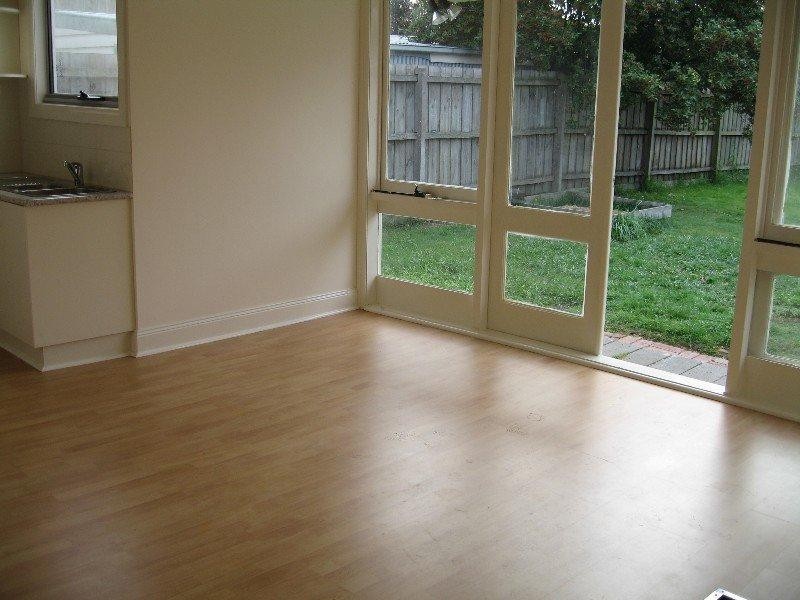 34 Clapham Road, Hughesdale VIC 3166