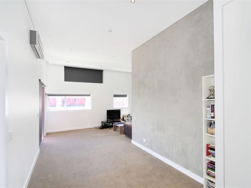 220/9 The Arcade, Docklands VIC 3008