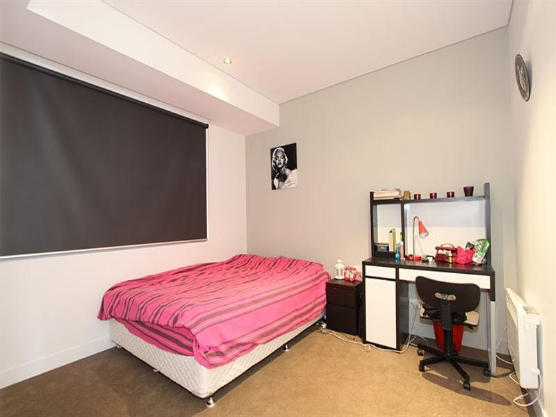 220/9 The Arcade, Docklands VIC 3008