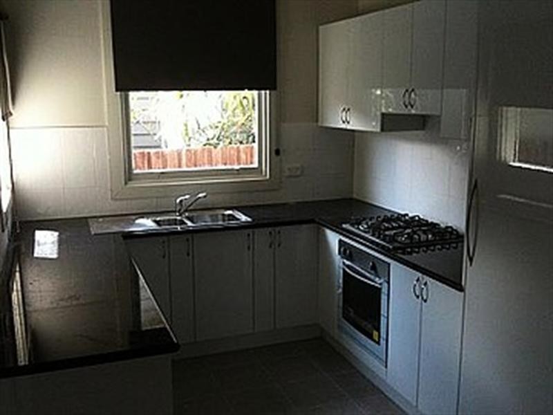 8 Mcintosh Street, Oakleigh VIC 3166