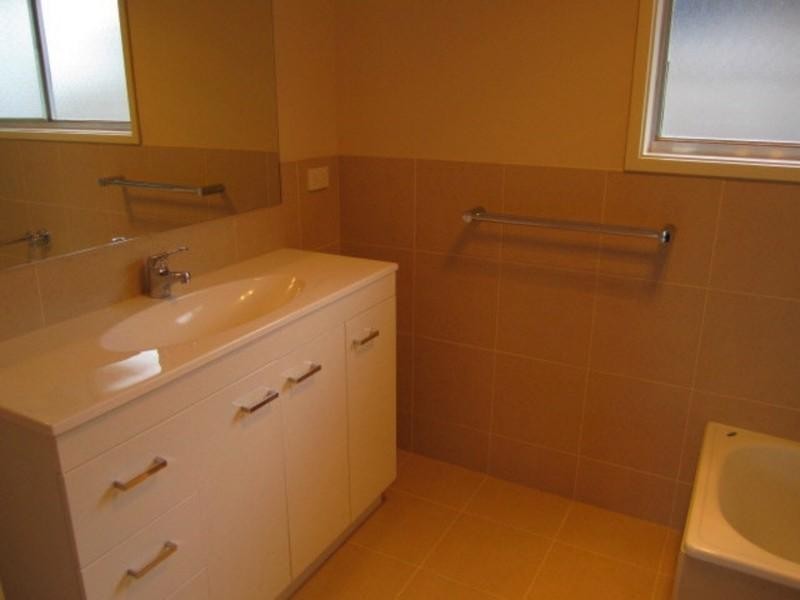 9 Parer Street, Oakleigh VIC 3166