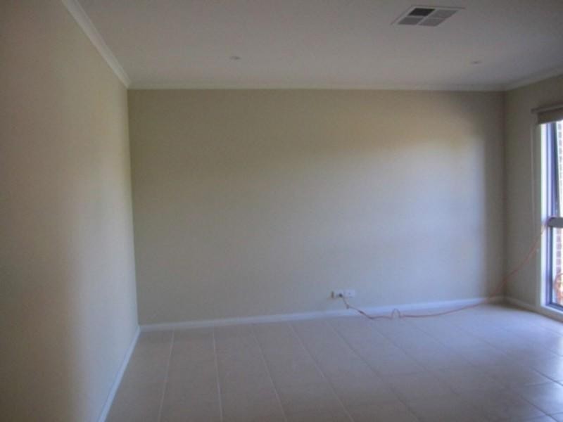 1/30 Andrew Street, Oakleigh VIC 3166