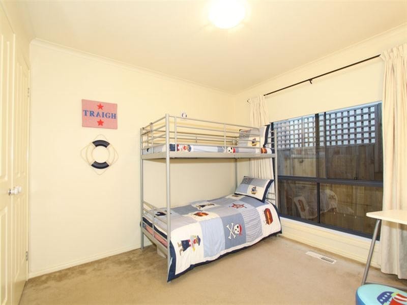 2/1043 North Road, Hughesdale VIC 3166