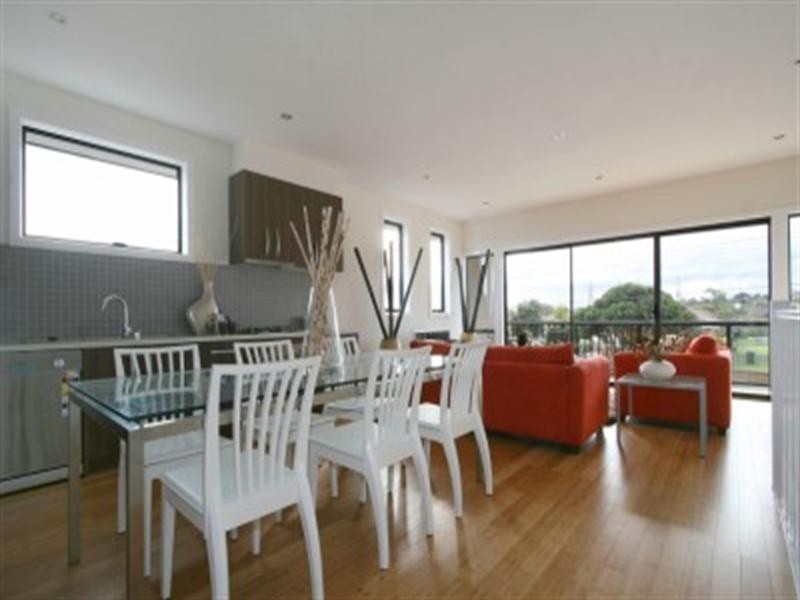 6/2-4 Newton Street, Chadstone VIC 3148