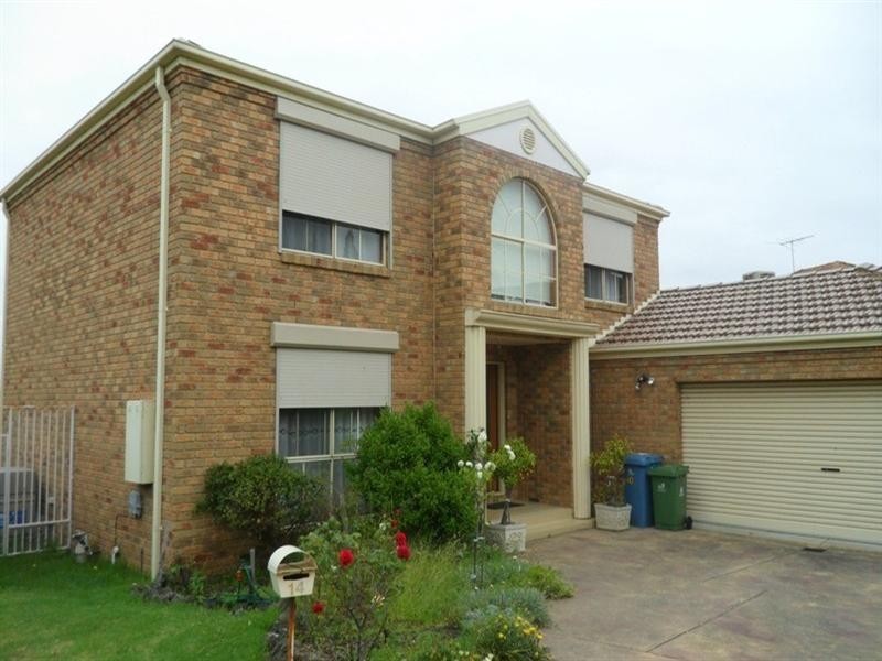 14 Shaw Close, Dandenong North VIC 3175