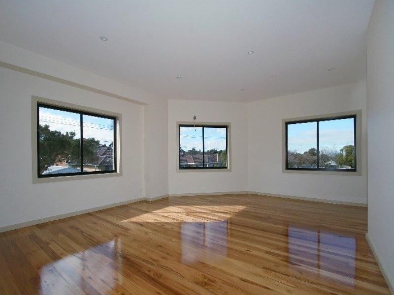 2/28 Garnsworthy Street, Springvale VIC 3171