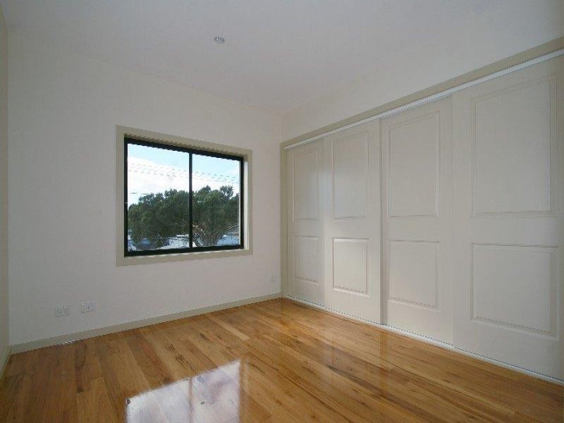 2/28 Garnsworthy Street, Springvale VIC 3171