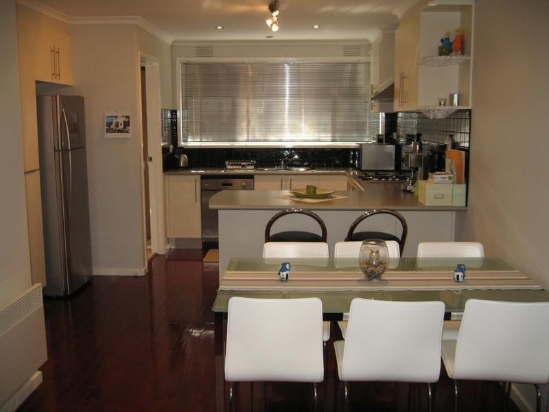 2/18 Wright Street, Clayton VIC 3168