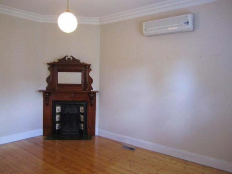 8 Kirkham Road, Murrumbeena VIC 3163