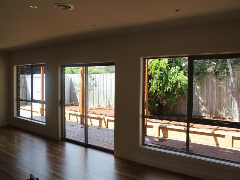 2/20 Nyanda Court, Croydon VIC 3136