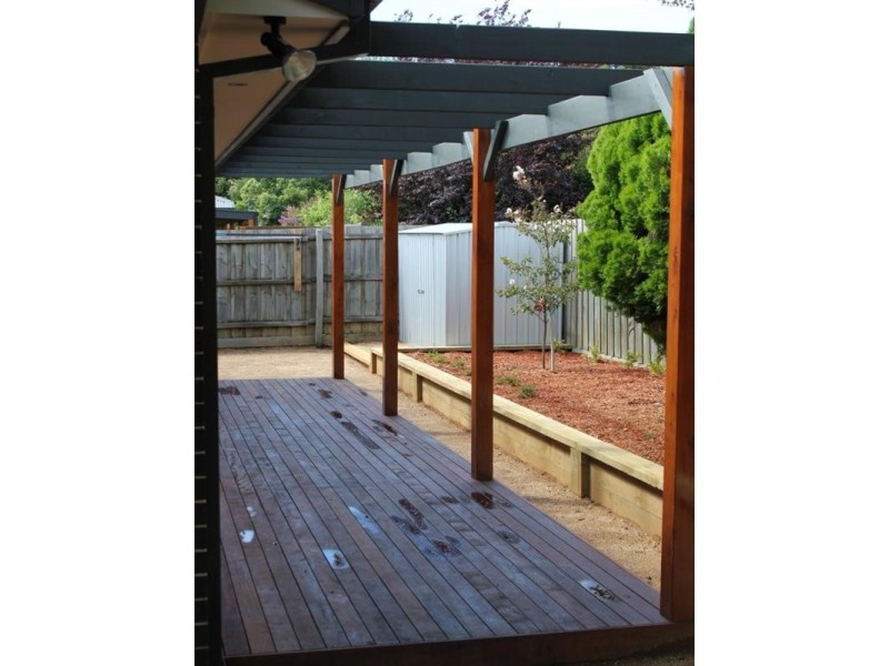 2/20 Nyanda Court, Croydon VIC 3136