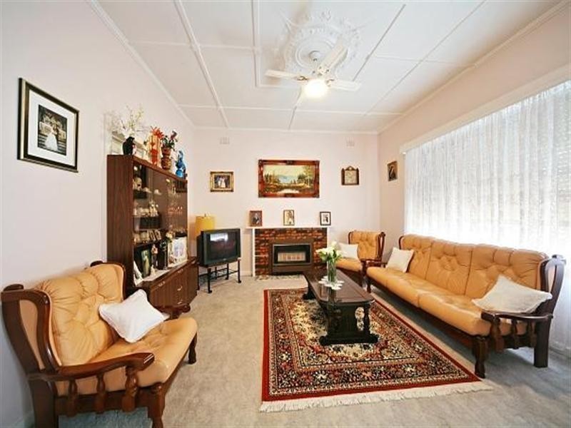 1262 Dandenong Road, Murrumbeena VIC 3163