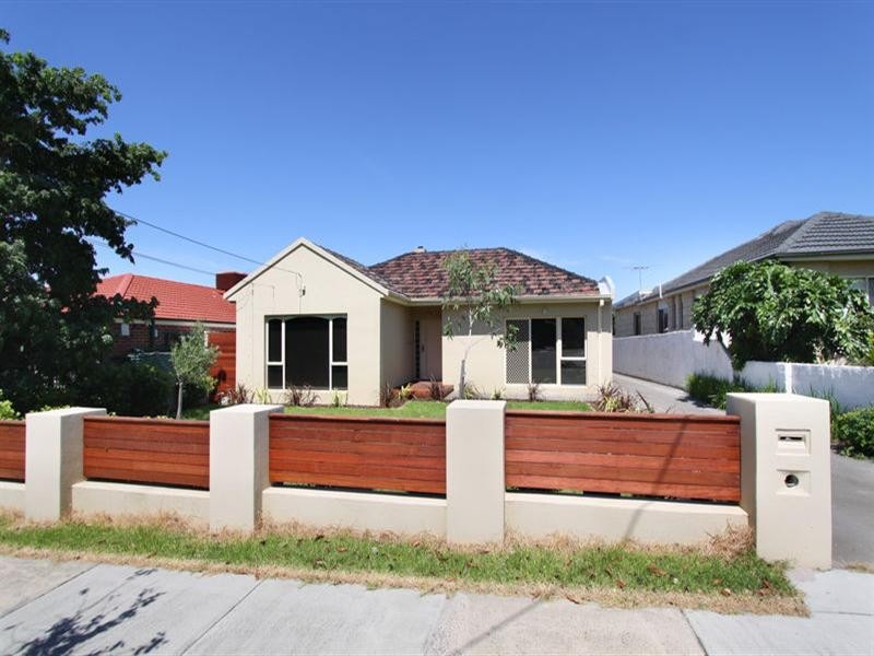 1/50 Edinburgh Street, Clayton VIC 3168