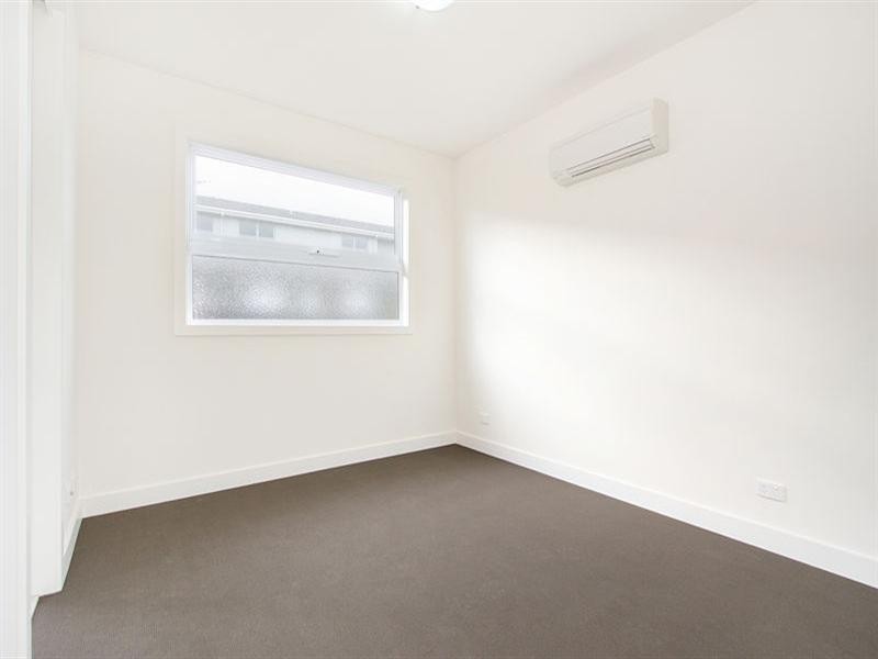 1/1422 Centre Road, Clayton South VIC 3169