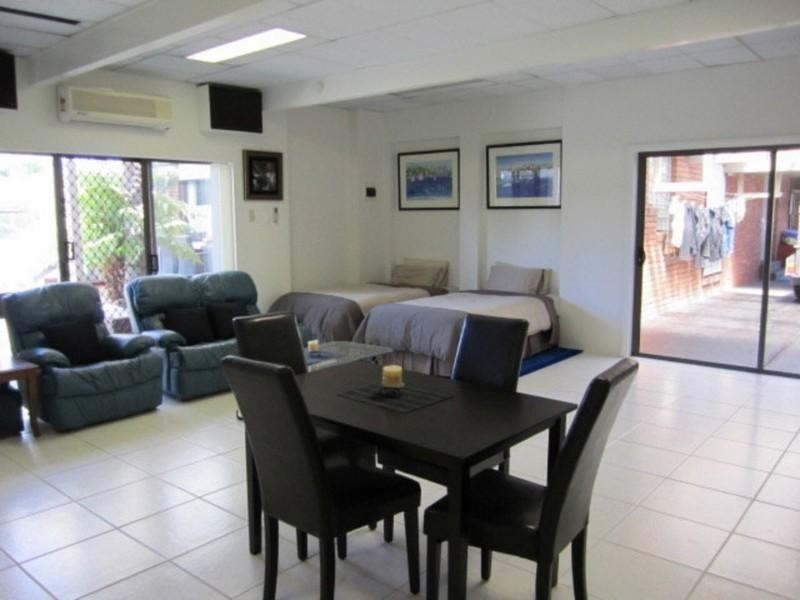 32 Ormond Road, Clayton VIC 3168