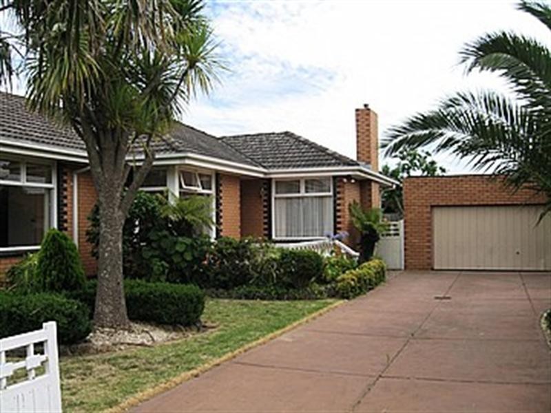 3 Bellerive Avenue, Mount Waverley VIC 3149