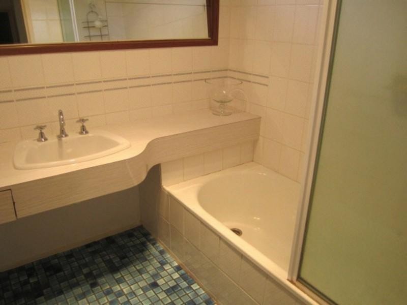 8 London Court, Dandenong North VIC 3175