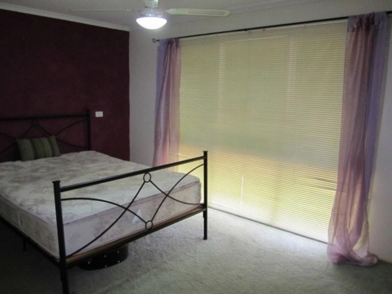 8 London Court, Dandenong North VIC 3175