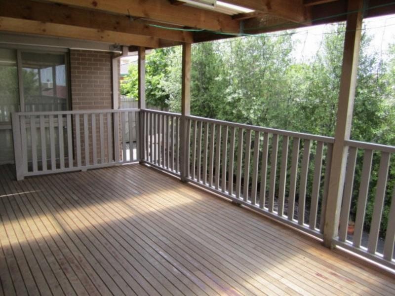 8 London Court, Dandenong North VIC 3175