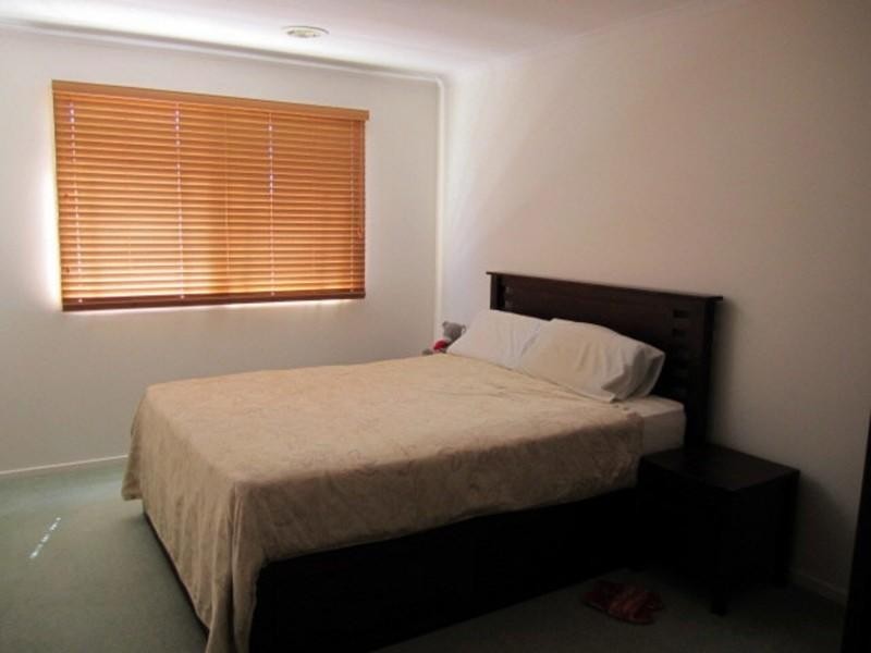 5 Crown Close, Oakleigh East VIC 3166