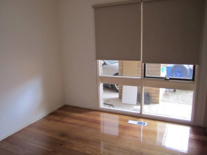 22 Calderwood Drive, Wheelers Hill VIC 3150