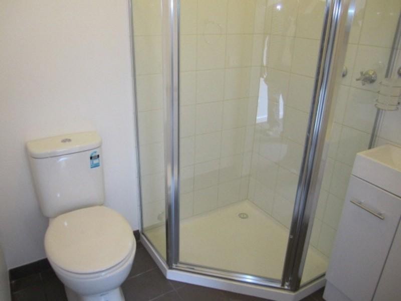 ROOM 4/4 Hilltop Avenue, Clayton VIC 3168