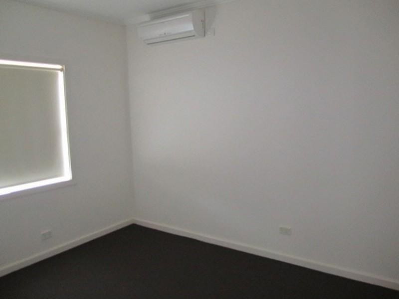 ROOM 4/4 Hilltop Avenue, Clayton VIC 3168