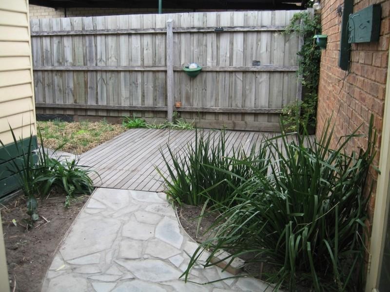 1/10 Bonham Street, Oakleigh VIC 3166