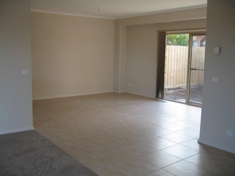 1/1765 Dandenong Road, Oakleigh East VIC 3166