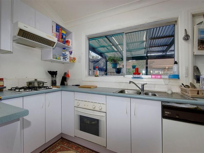 1/65 Carlisle Crescent, Hughesdale VIC 3166