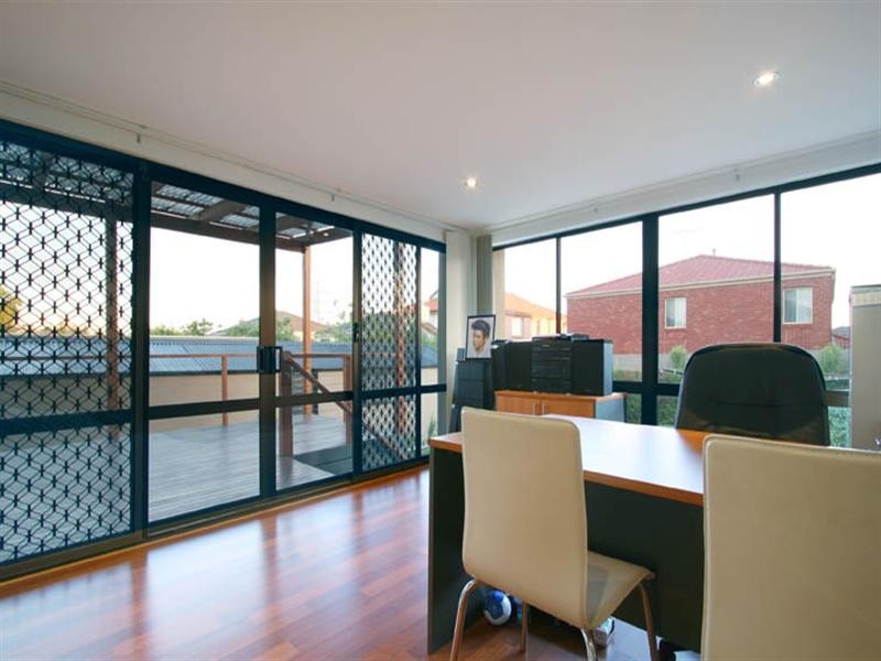 4 Rosemary Street, Chadstone VIC 3148