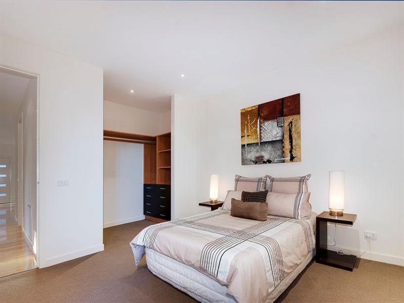 2/41 Eulinga Road, Clarinda VIC 3169