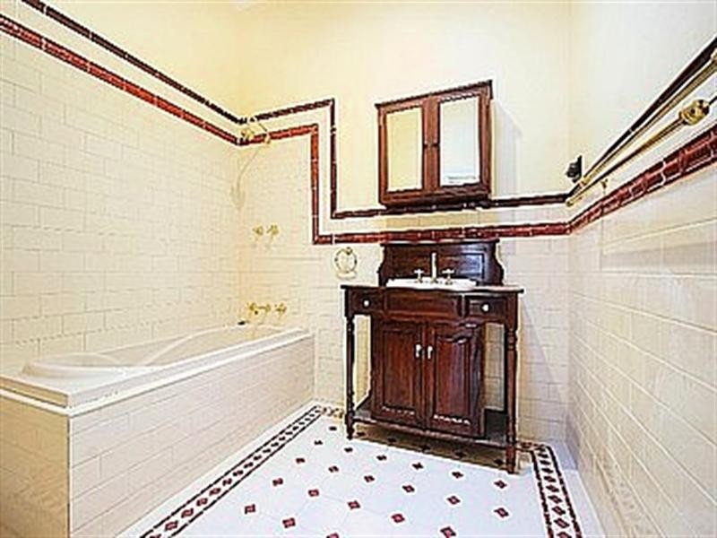 4 George Street, Oakleigh VIC 3166