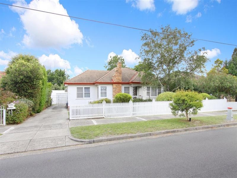 14 Claudel Street, Oakleigh East VIC 3166