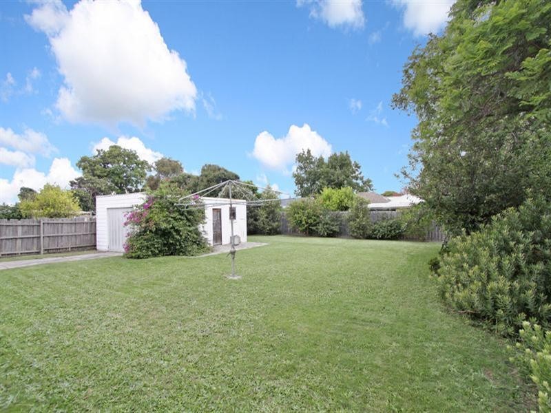 14 Claudel Street, Oakleigh East VIC 3166