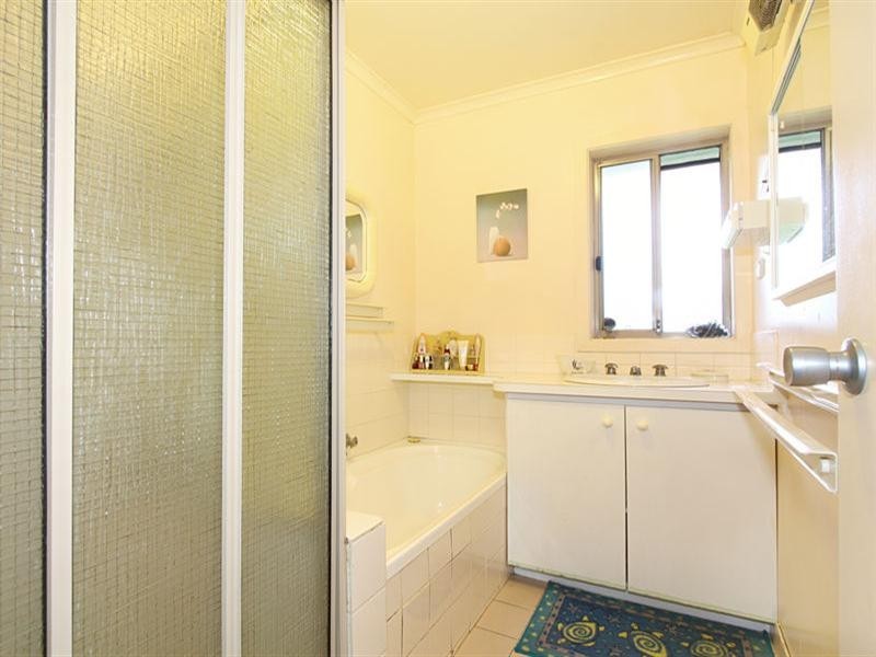 12 Wellington Road, Clayton VIC 3168