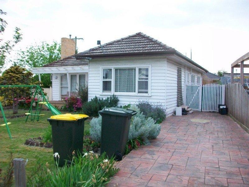 1 Liverpool Street, Bentleigh East VIC 3165